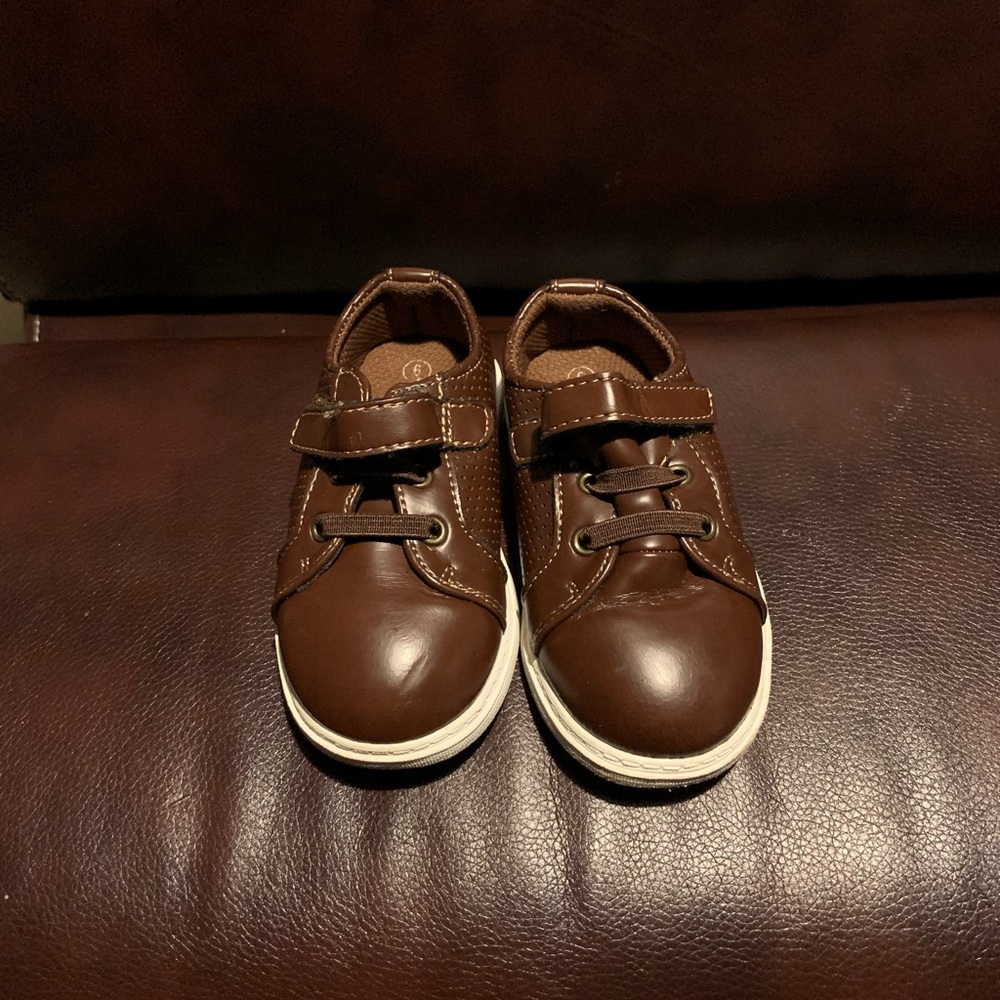 Toddler shoes
